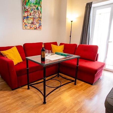 Apartamentos Dona Concha Sevilla Eksteriør billede